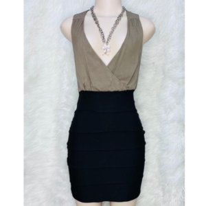 Preloved Plunging Neckline Dress Brand AVOCADO